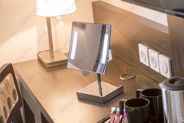 otel makyaj aynaları