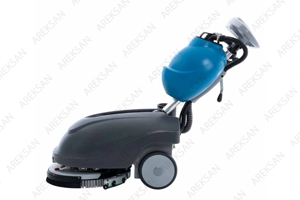 kompakt akülü zemin temizleme makinesi